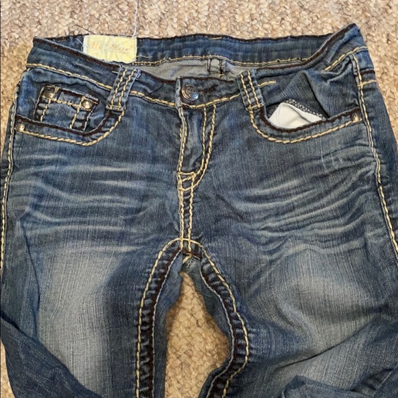 Jeans - Picture 2 of 4